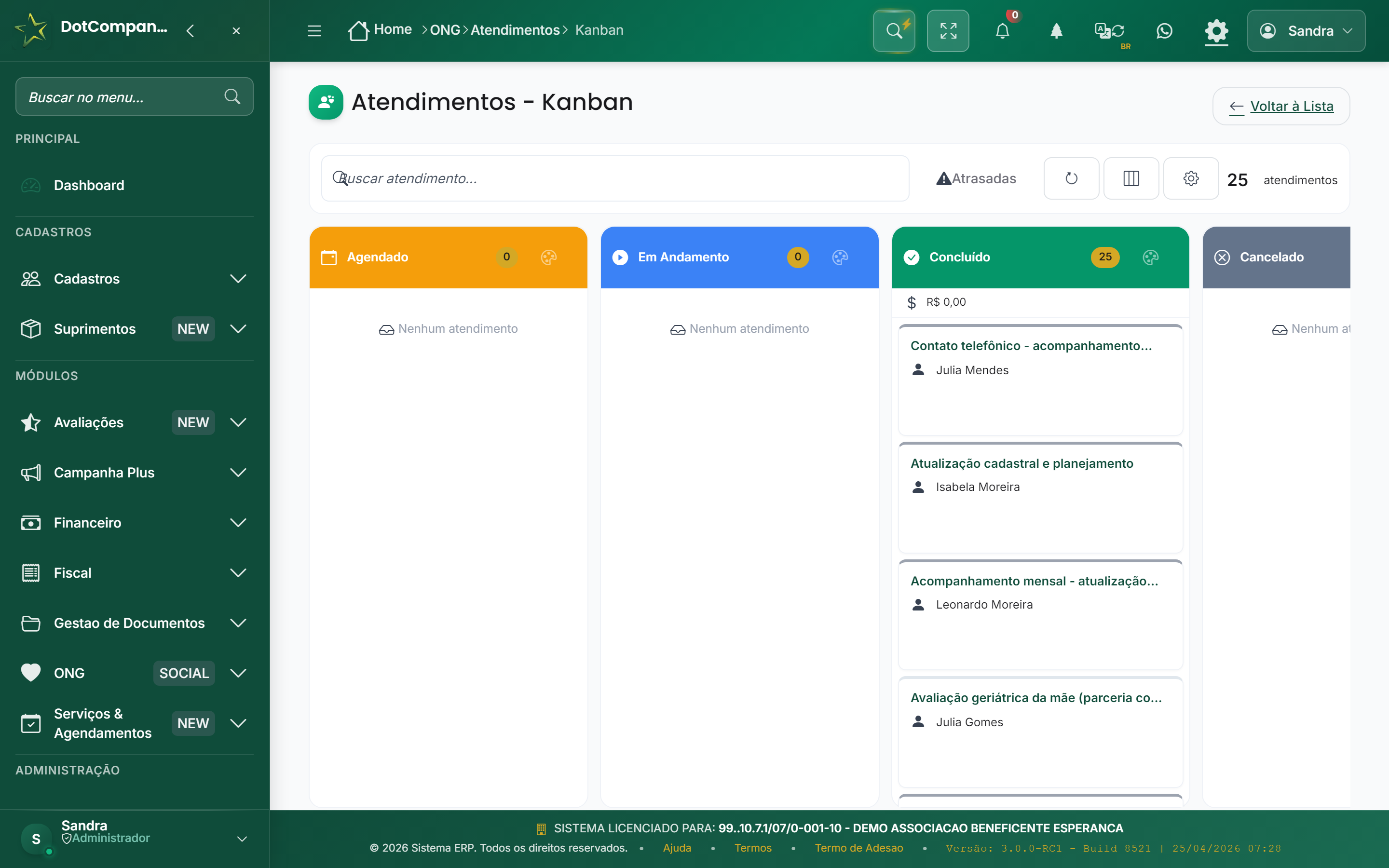 Atendimentos em Kanban - 25 cards reais distribuidos em colunas (Agendado, Em Andamento, Concluido, Cancelado), drag-and-drop entre estagios
